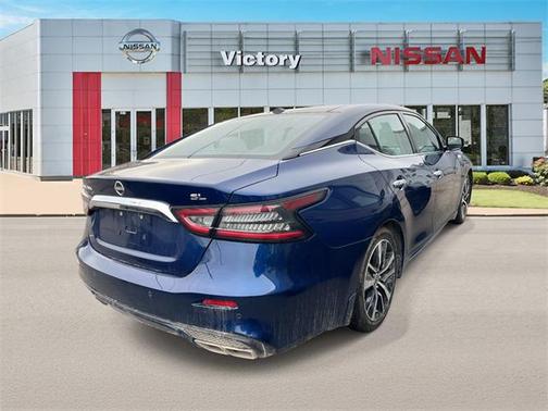 2023 Nissan Maxima SL