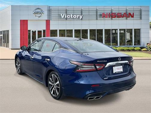 2023 Nissan Maxima SL