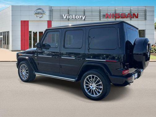 MANUFAKTUR Night Black Magno 2023 Mercedes-Benz G-Class 4MATIC