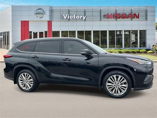 2023 Toyota Highlander Platinum