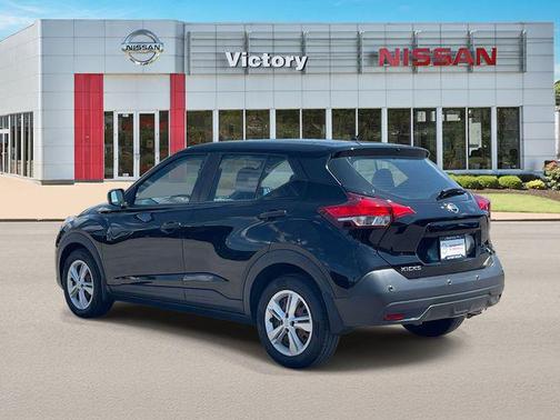 Super Black 2020 Nissan Kicks S