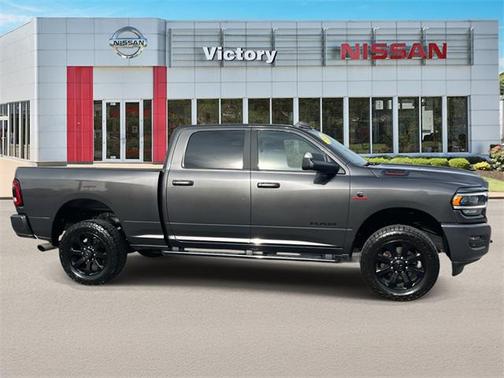 2020 RAM 2500 Big Horn Crew Cab 4X4 6'4' Box