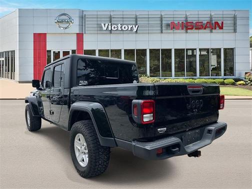 2022 Jeep Gladiator Sport S