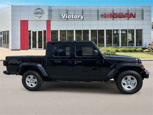 2022 Jeep Gladiator Sport S