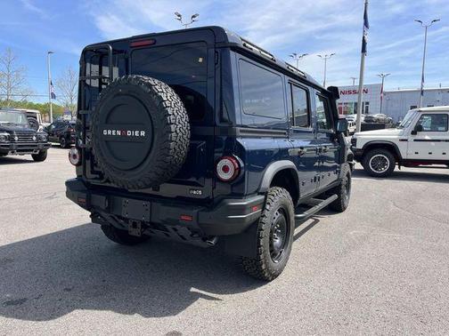 Shale Blue Metallic 2026 INEOS Grenadier Fieldmaster Edition