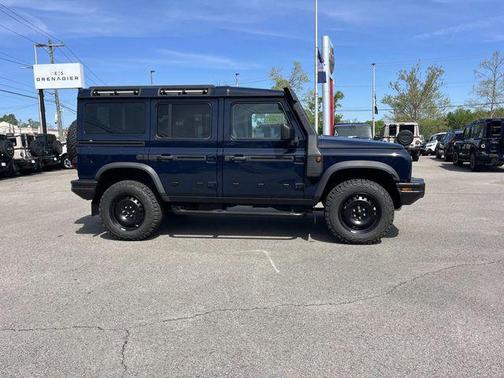 Shale Blue Metallic 2026 INEOS Grenadier Fieldmaster Edition