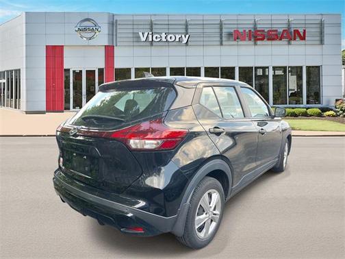 2021 Nissan Kicks S