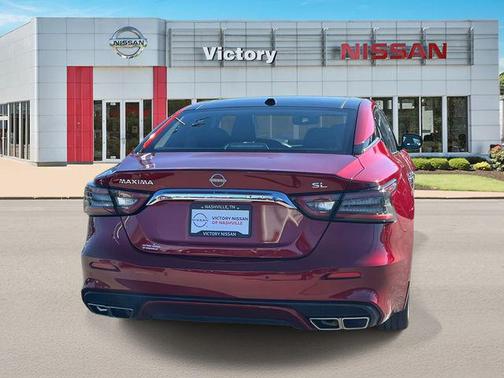 2023 Nissan Maxima SL