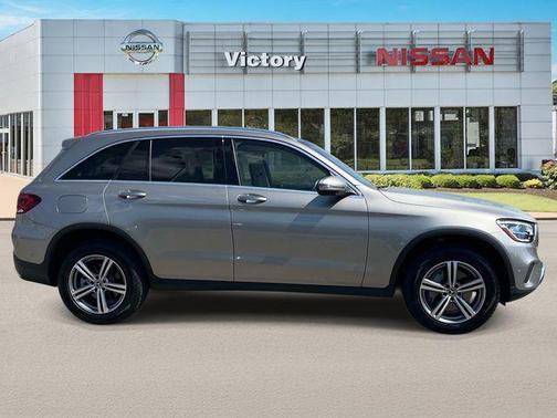 Polar White 2022 Mercedes-Benz GLC 300 Base
