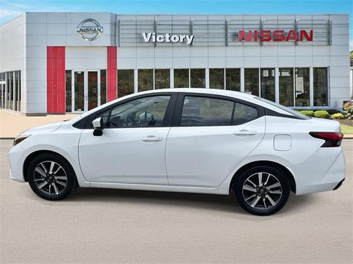 2025 Nissan Versa 1.6 SV