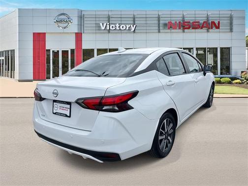 2025 Nissan Versa 1.6 SV