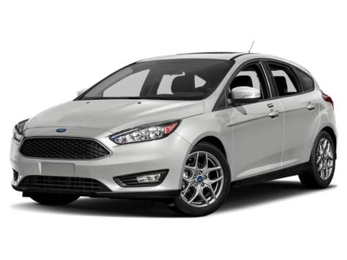 Gray 2015 Ford Focus SE