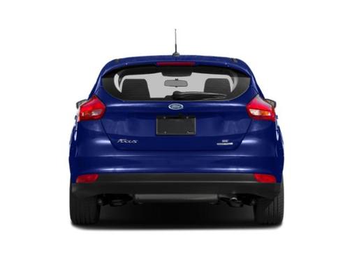 Gray 2015 Ford Focus SE