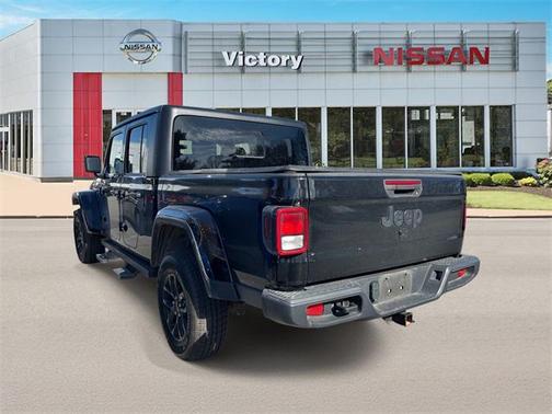 2022 Jeep Gladiator Sport S