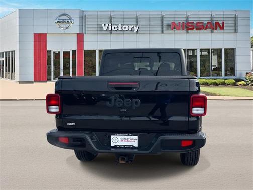 2022 Jeep Gladiator Sport S