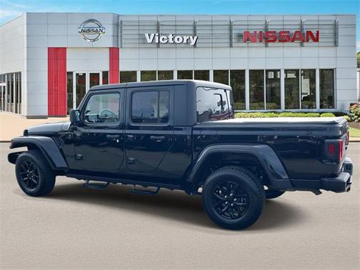 2022 Jeep Gladiator Sport S