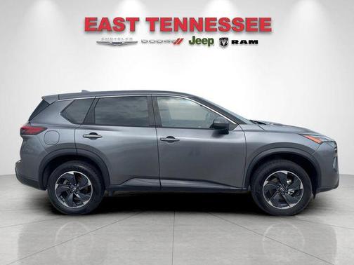 Gun Metallic 2024 Nissan Rogue SV