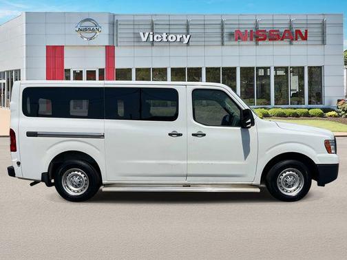 Glacier White 2018 Nissan NV Passenger NV3500 HD S V6