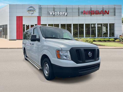 2018 Nissan NV Passenger NV3500 HD S V6