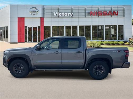 2025 Nissan Frontier PRO-X