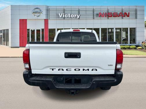 Super White 2018 Toyota Tacoma TRD Off Road