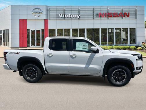 Glacier White 2025 Nissan Frontier PRO-X