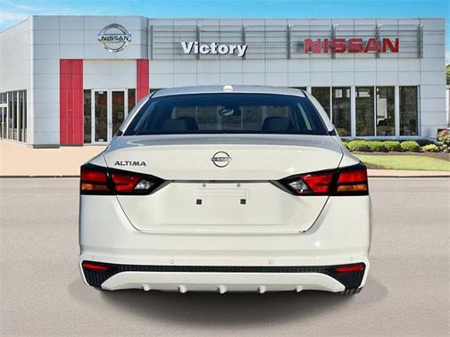 2025 Nissan Altima S FWD