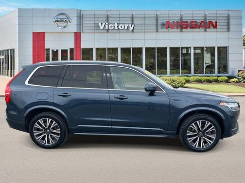 2021 Volvo XC90 T5 Momentum