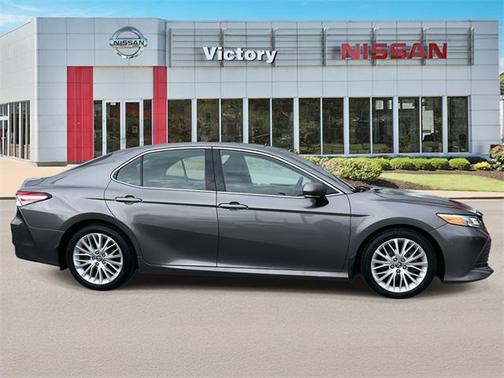 2019 Toyota Camry XLE