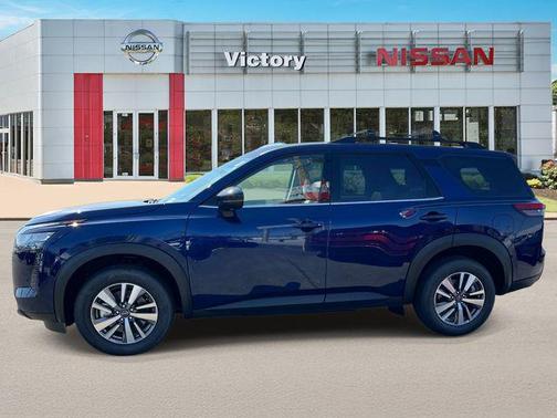 Deep Ocean Blue 2026 Nissan Pathfinder SL