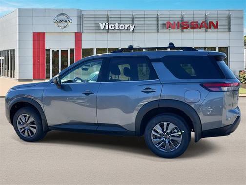 2025 Nissan Pathfinder SV FWD