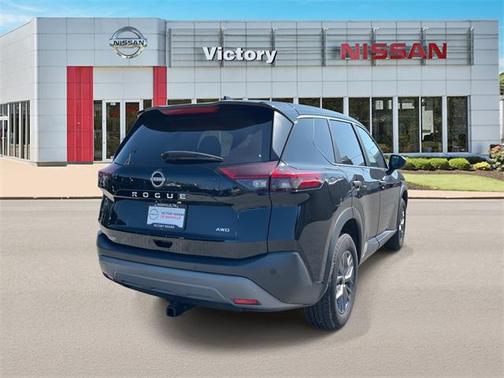 2023 Nissan Rogue S