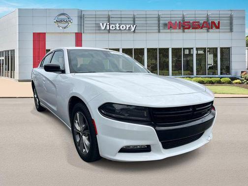 White 2023 Dodge Charger SXT