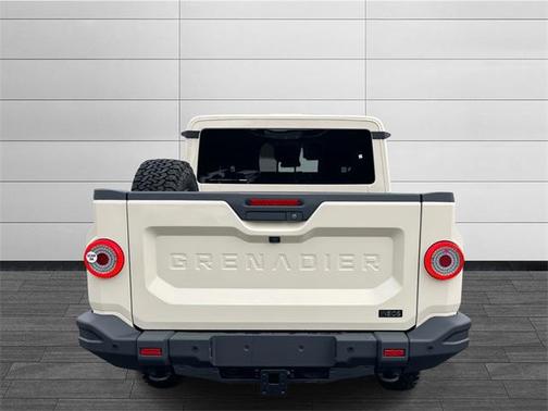 2025 INEOS Grenadier Quartermaster Fieldmaster Edition