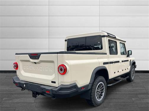 2025 INEOS Grenadier Quartermaster Fieldmaster Edition