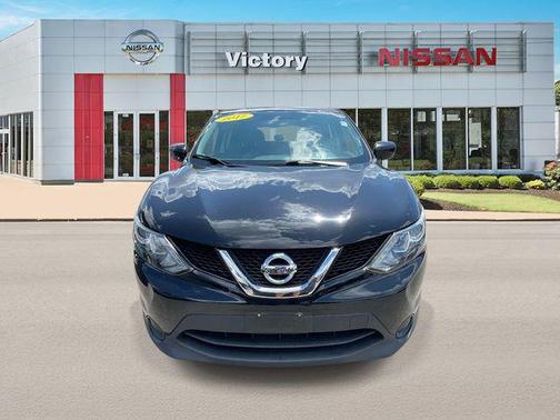 Magnetic Black 2017 Nissan Rogue Sport S