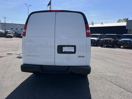 2023 GMC Savana 2500 Work Van