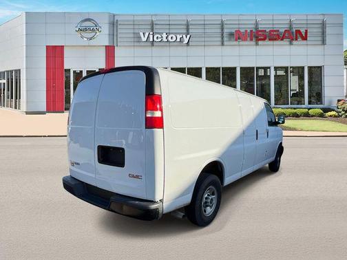 2023 GMC Savana 2500 Work Van