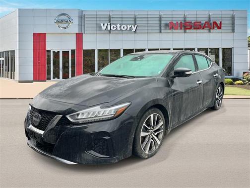 2023 Nissan Maxima SL