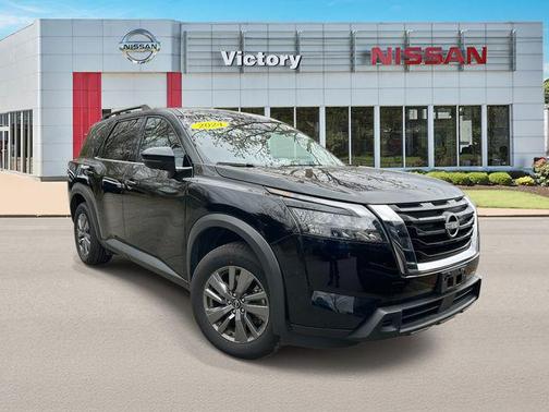 2024 Nissan Pathfinder SV FWD
