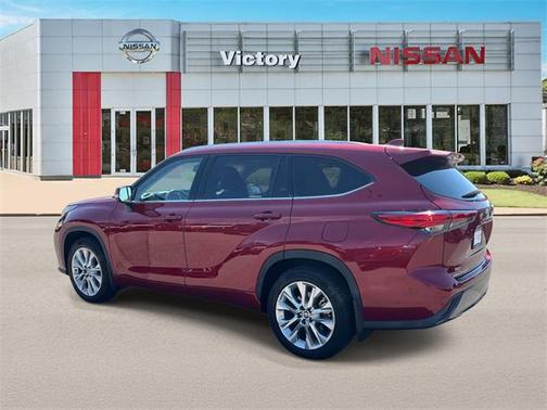2022 Toyota Highlander Limited
