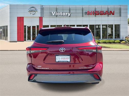 2022 Toyota Highlander Limited