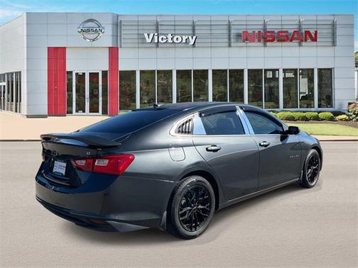 2017 Chevrolet Malibu 1LT