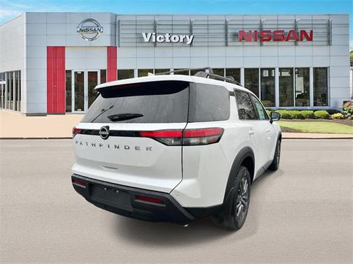 2025 Nissan Pathfinder SV FWD