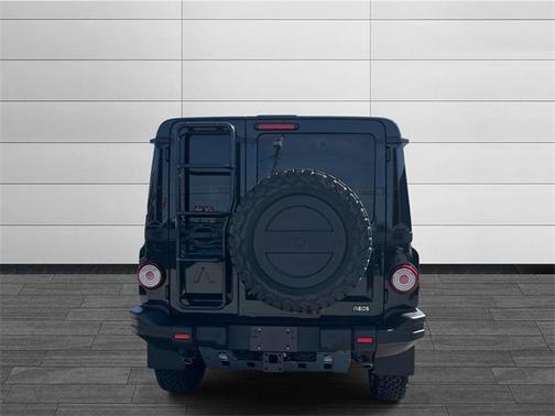 2025 INEOS Grenadier Fieldmaster