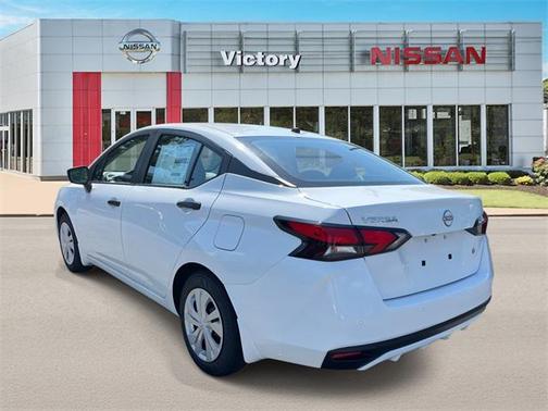 2025 Nissan Versa 1.6 S