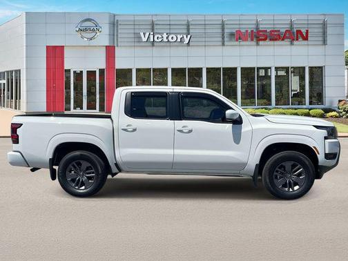 Glacier White 2025 Nissan Frontier SV