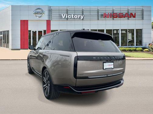 2023 Land Rover Range Rover P400 SE