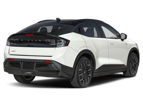 White Pearl 2026 Nissan Leaf PLATINUM+