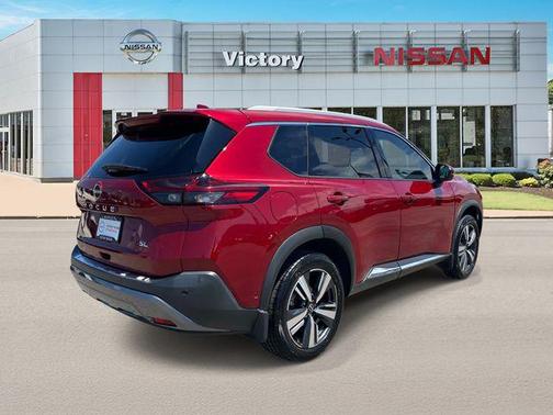 Scarlet 2023 Nissan Rogue SL